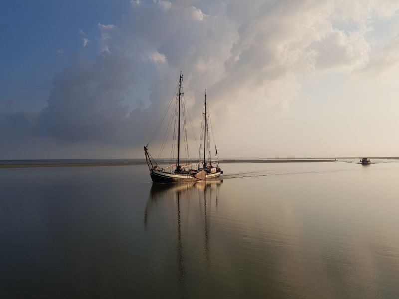 Uniek mooie opnames van Stevenaak Minerva uit Harlingen