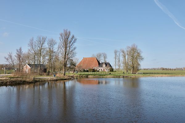 Jirnsum/Grou voorjaar, boerderij
