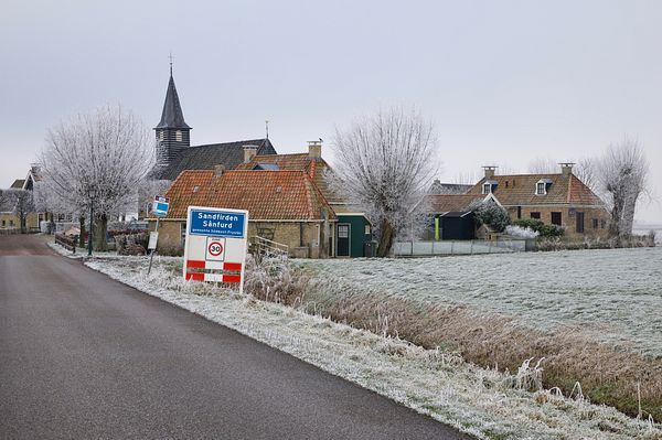 Sandfirden, kerkje in winter