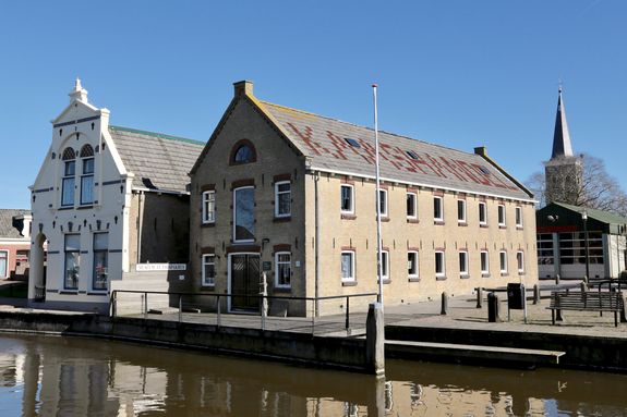 Wommels, Bolswardertrekvaart, Kaaspakhuis, museum