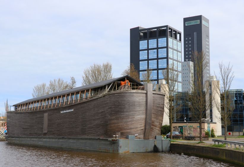 Ark van Noach en ... de Achmeatoren