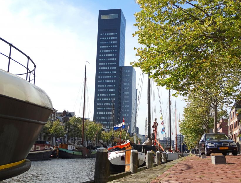 Gezicht op de Achmeatoren (115 meter)