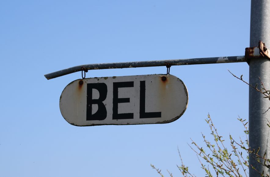 Bellen voor pontje Suawoude