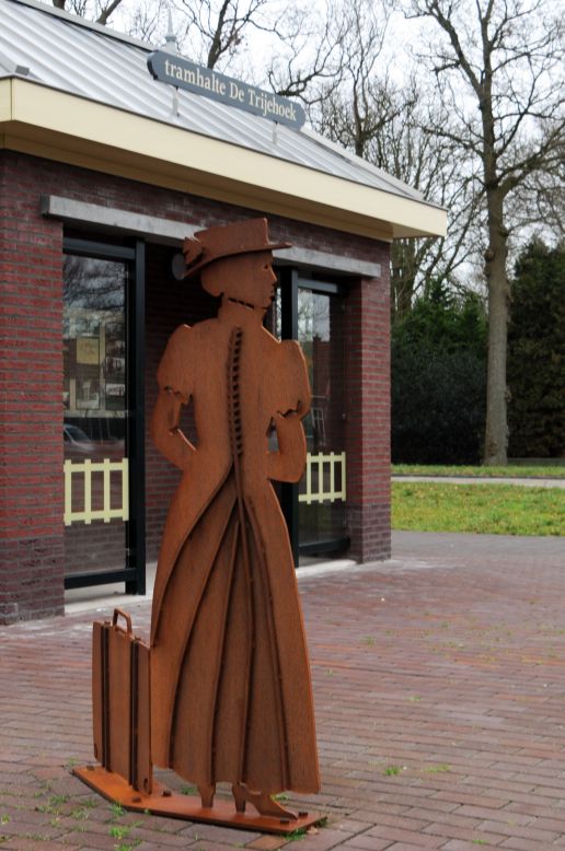Reizigerster bij 'tramhalte' Lippenhuizen / Trijehoek Reizigerster bij 'tramhalte' Lippenhuizen / Trijehoek