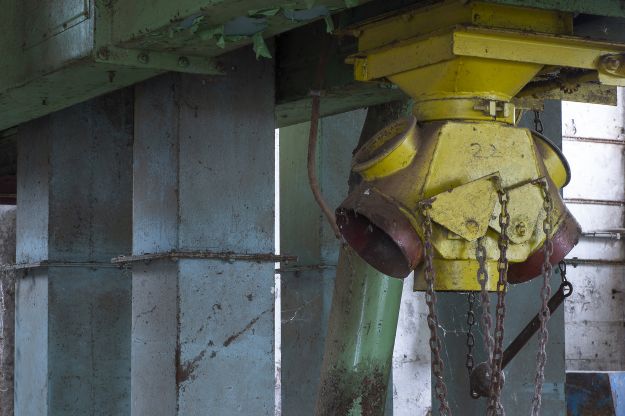 Verdeler veevoer in CAV-fabriek Verdeler veevoer in CAV-fabriek