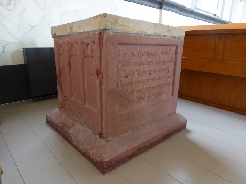 Doopvont kerk Baaium