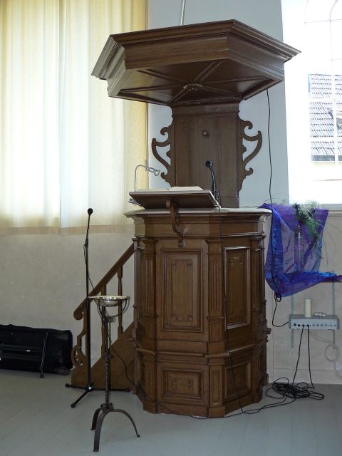 Preekstoel kerk Baard